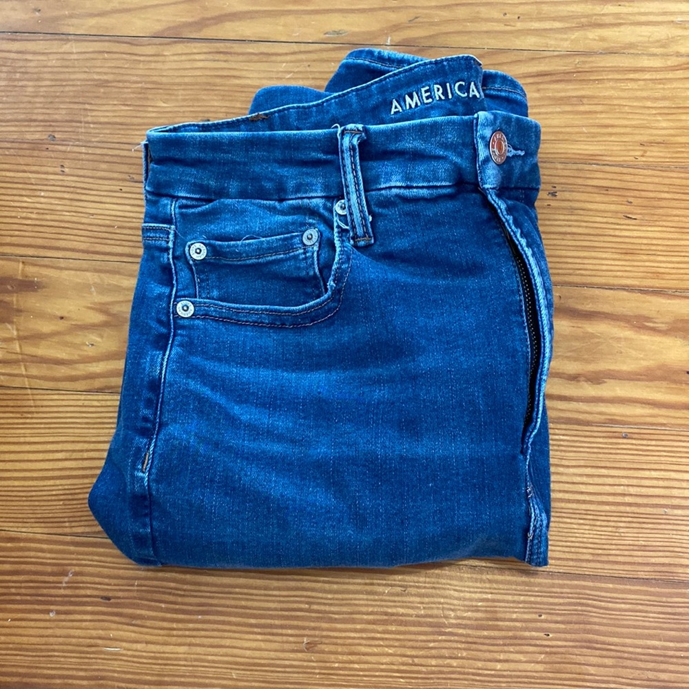 American Eagle Super High Rise Jegging | Size 12